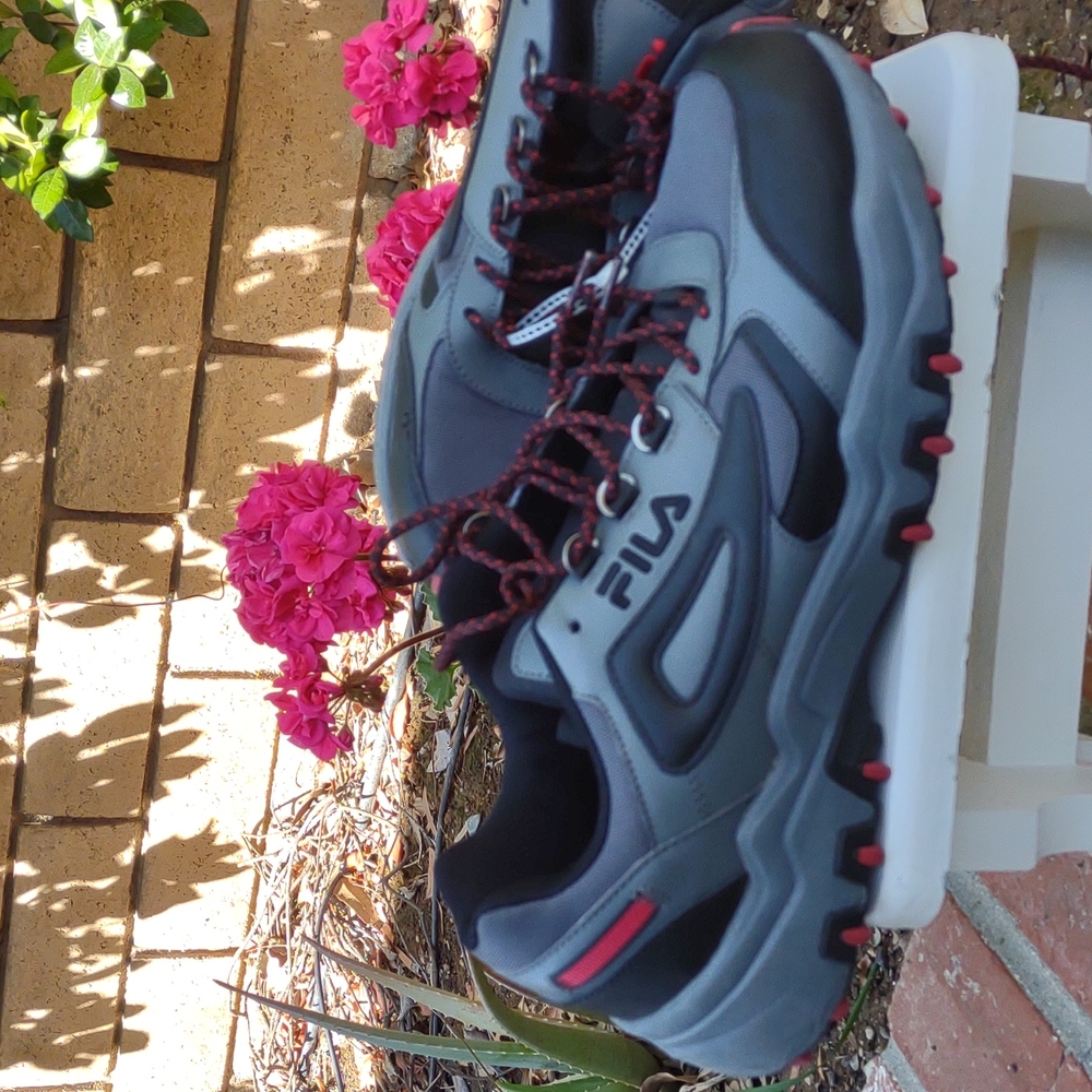 Fila Sneakers Gray and Black 13 - Picture 4 of 10